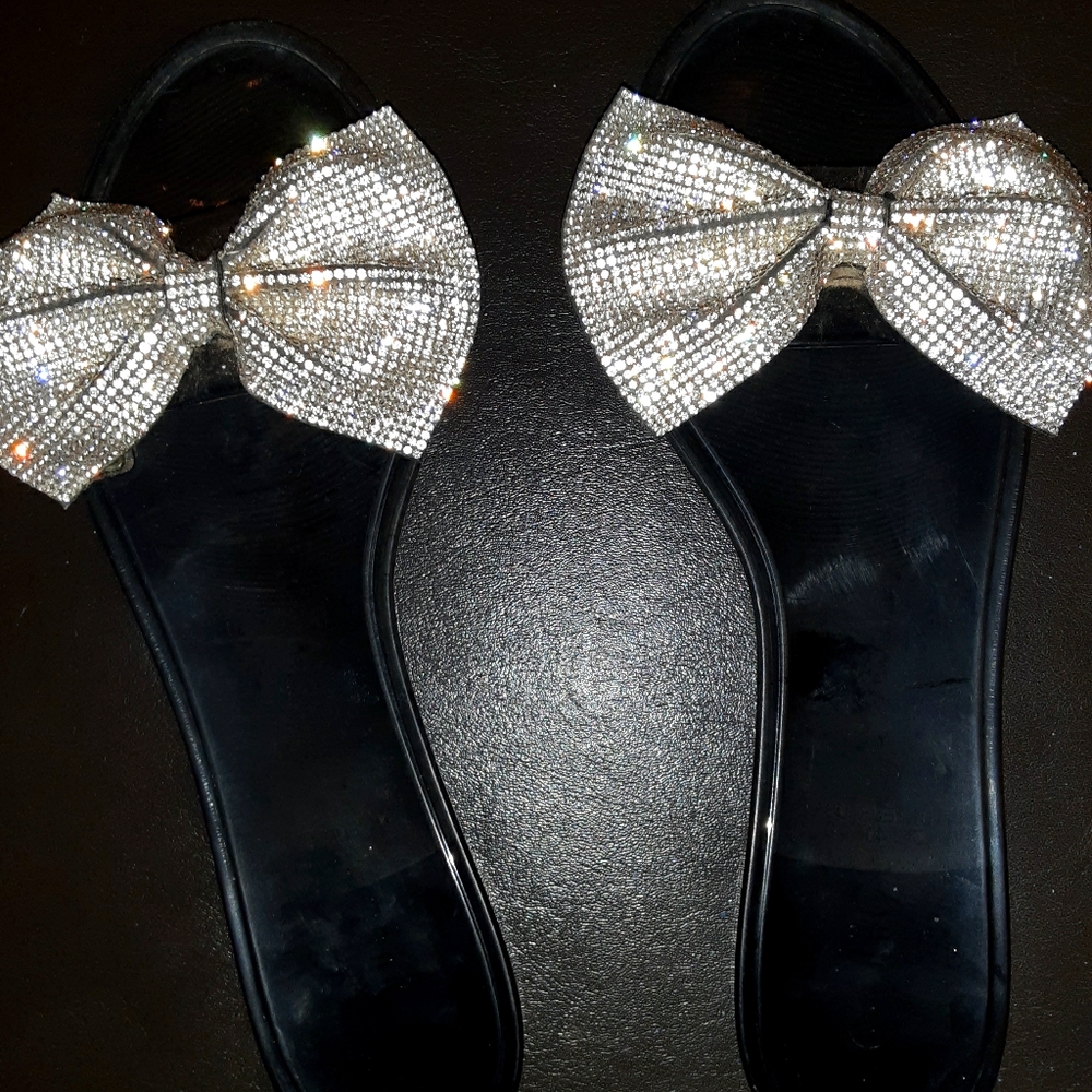 Sandals - Picture 3 of 4